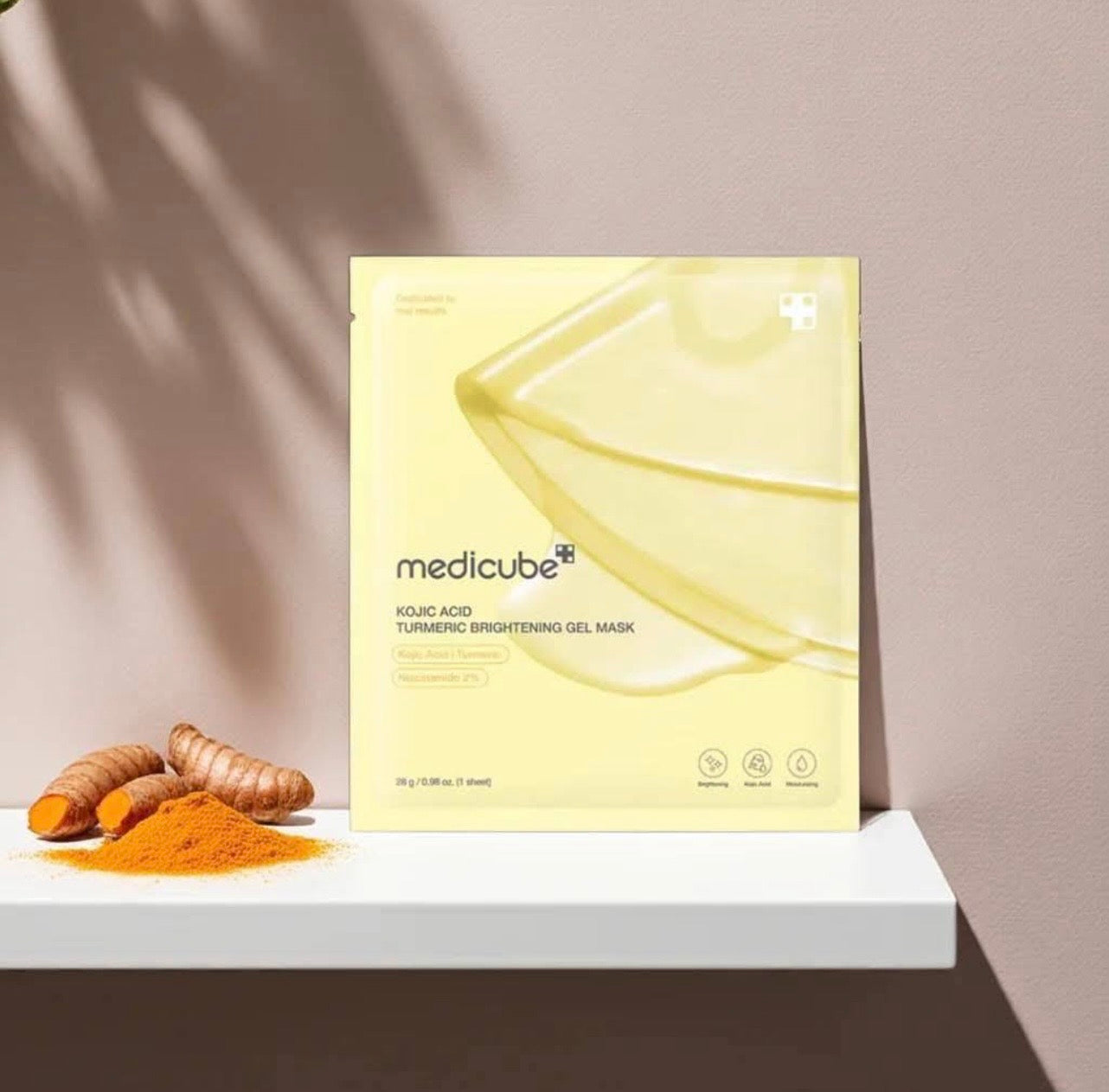 Medicube Kojic Acid Turmeric Brightening Gel Mask 28g (4pcs) – Dark Spot Correcting & Radiance‑Boosting Gel Sheet Mask (UK Stock)